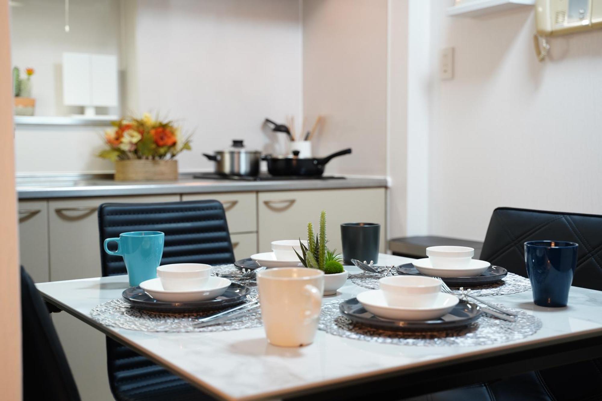 Kuromon Royal Apartment Osaka Phòng bức ảnh