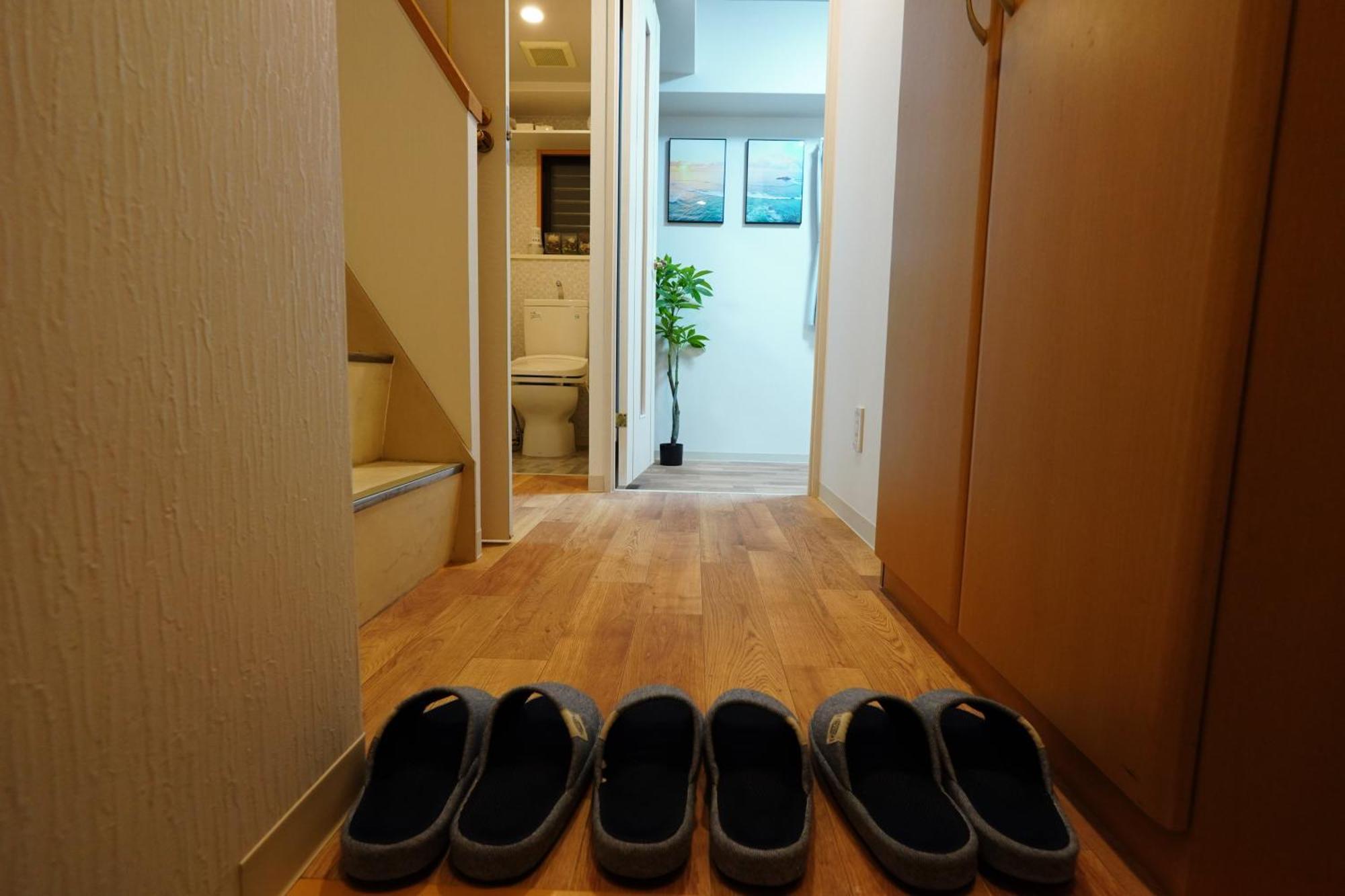 Kuromon Royal Apartment Osaka Phòng bức ảnh