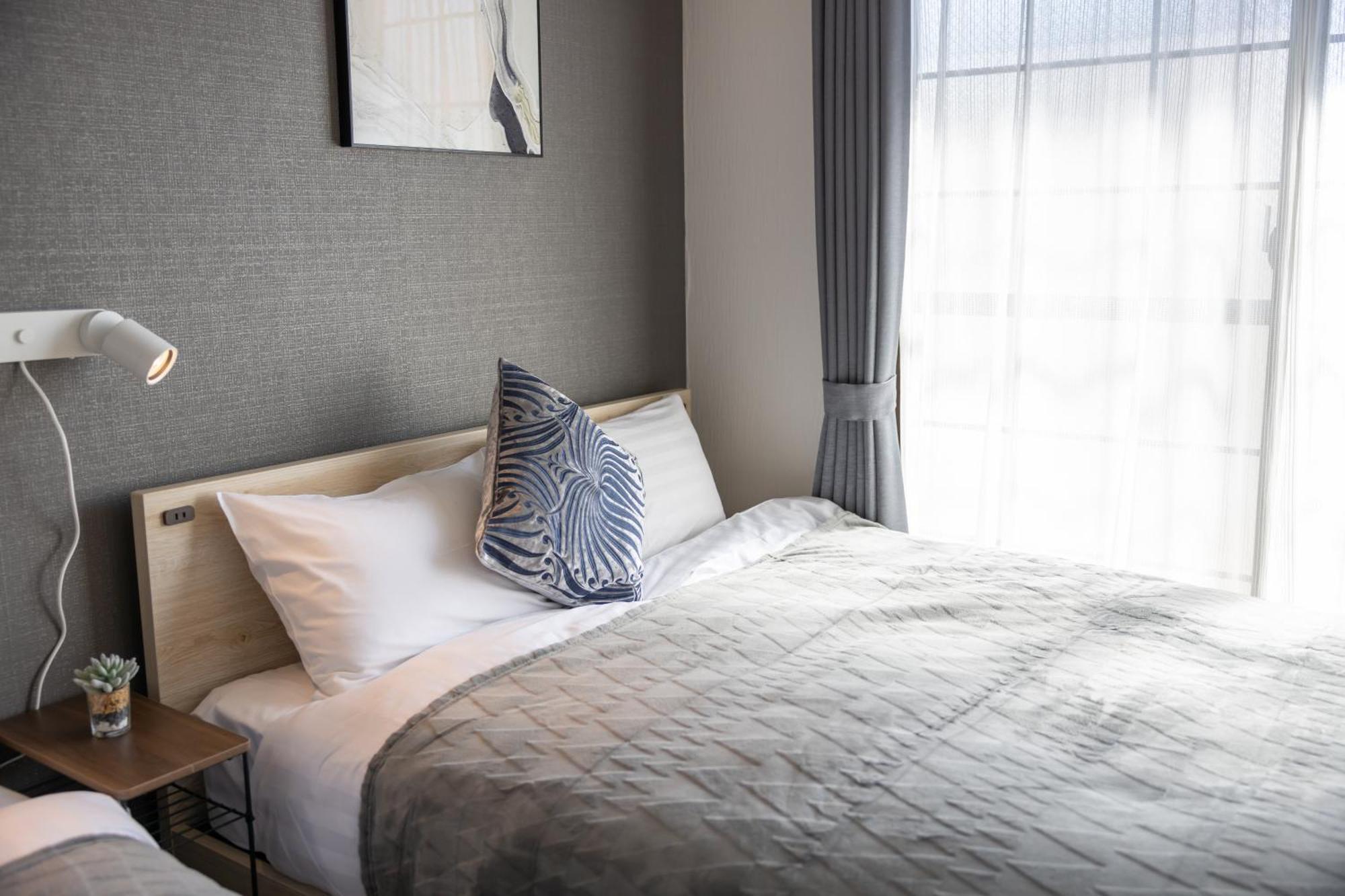 Kuromon Royal Apartment Osaka Phòng bức ảnh